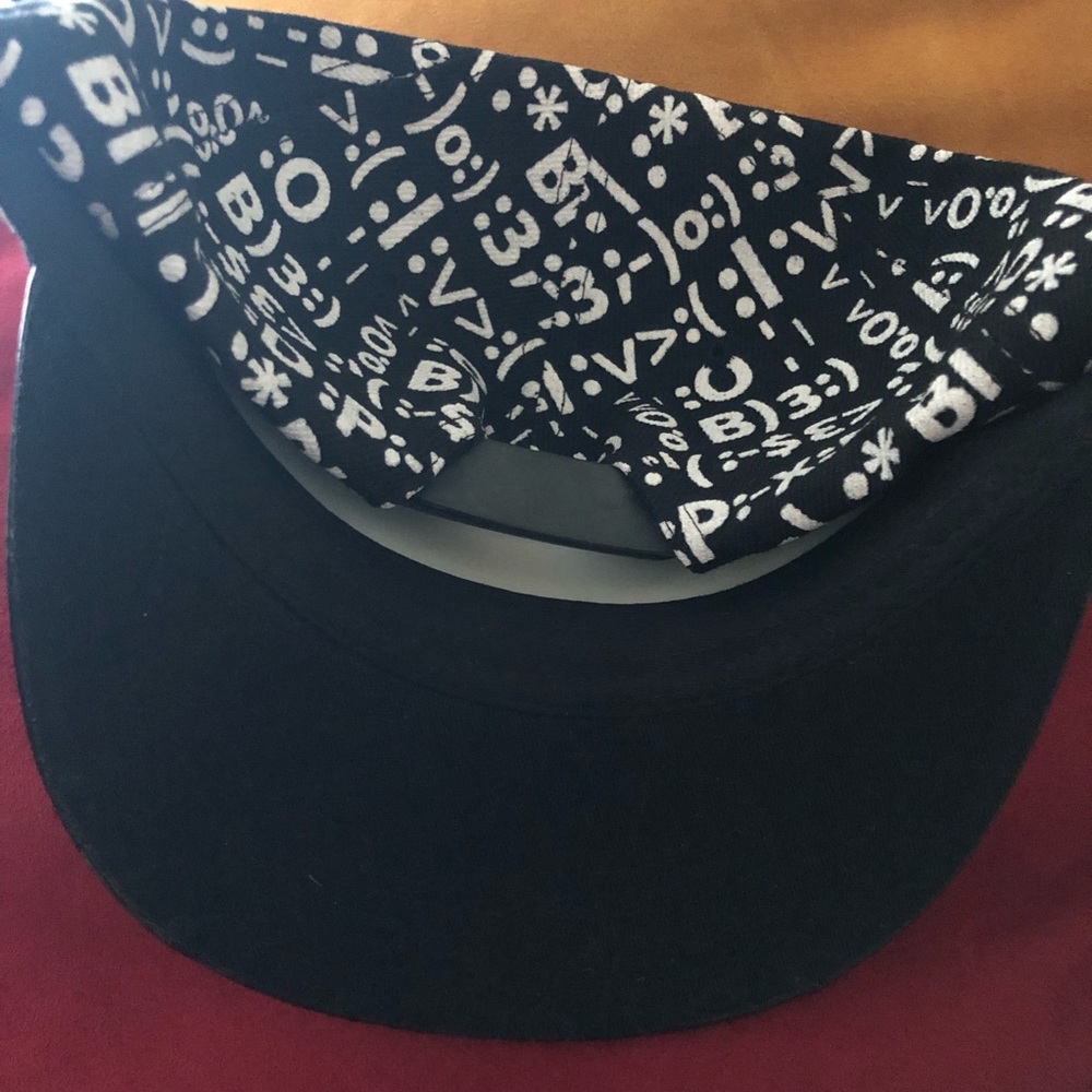 Unisex Cap #Love - Picture 3 of 6